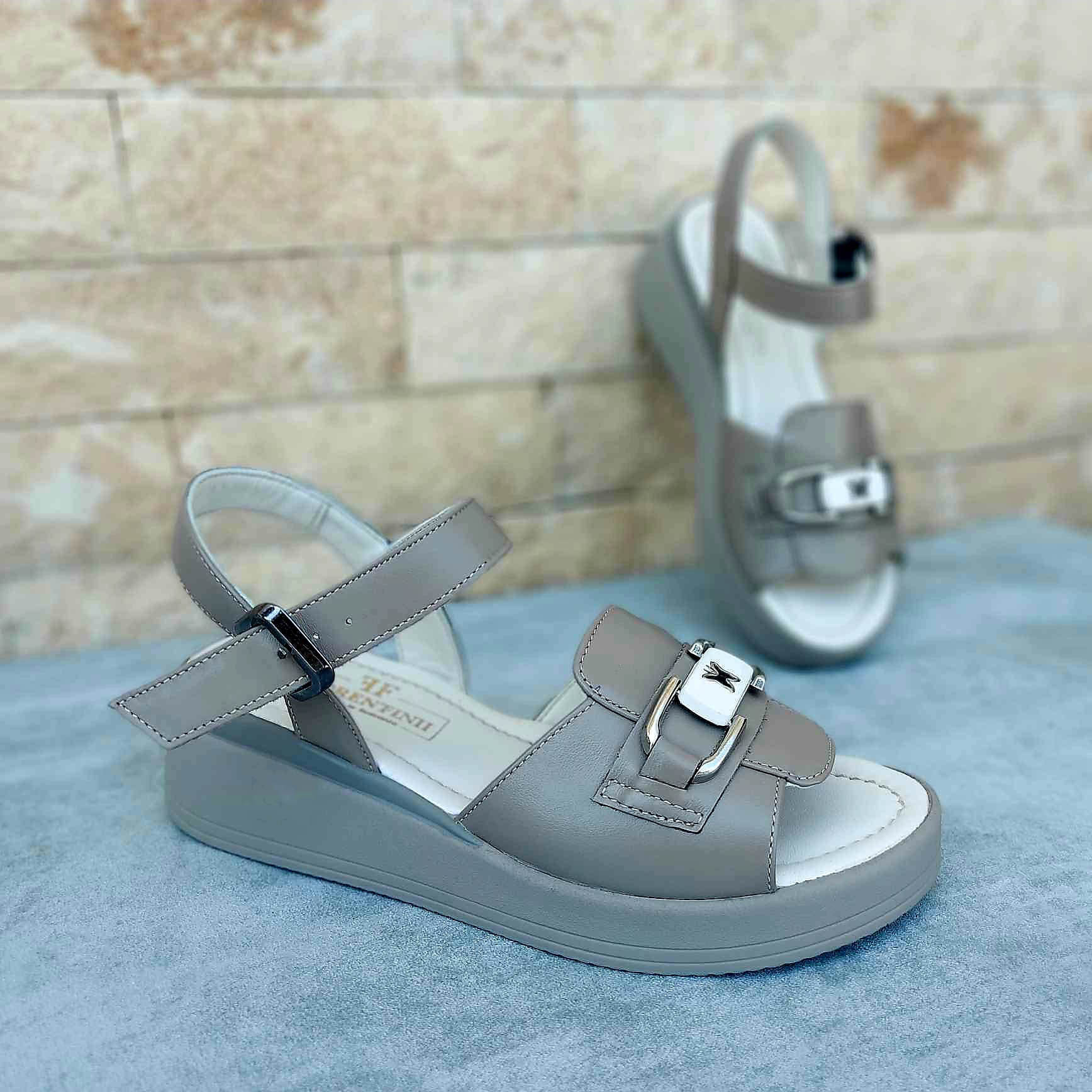 Sandale casual damă din piele naturală Bej-taupe - A182