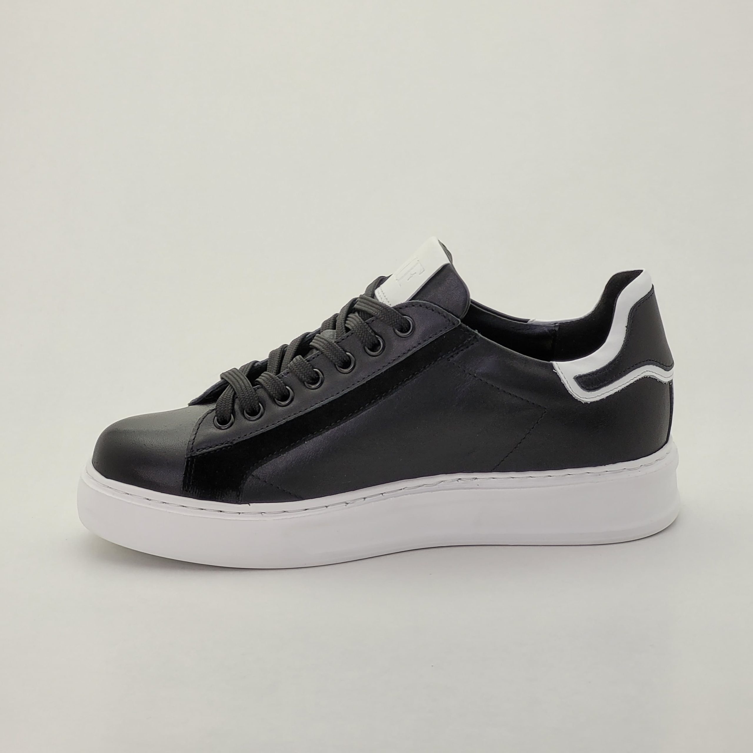 Pantofi casual bărbați din piele naturală Negri - B086 - imagine 4